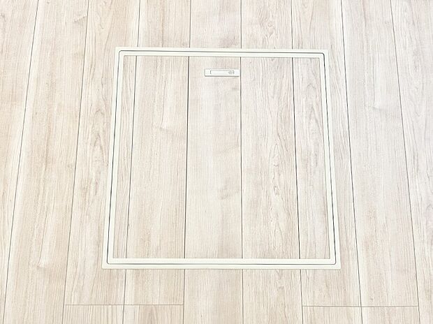 床下収納付き！日用品・非常用品の収納にも大活躍。