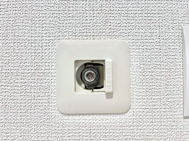 ガスコンセントがあれば足元からすぐに温まるガスファンヒーターを設置できます!