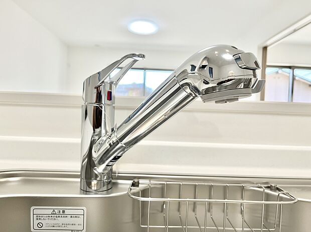 ◆A号棟◆いつでも清潔なおいしいお水を。一つの水栓で水道水と浄水を使い分け。