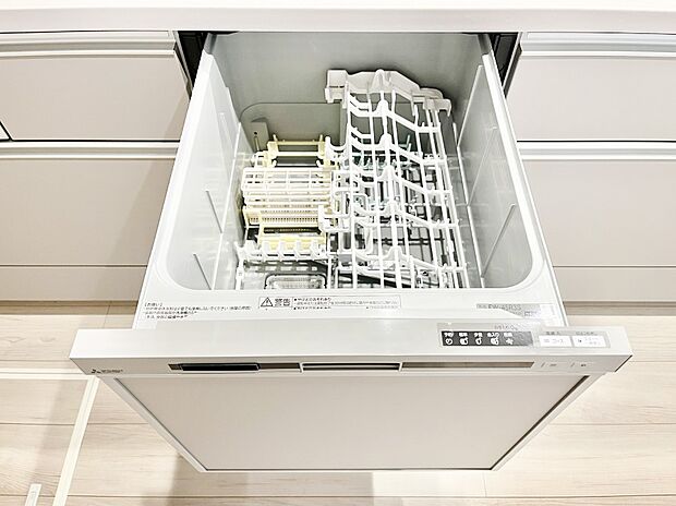 面倒なお片づけは食洗機にお任せ!家事の負担が減って、時間にも気持ちにもゆとりができます。