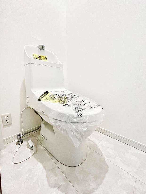 トイレは安心の2箇所！朝のバタバタも一安心です。 