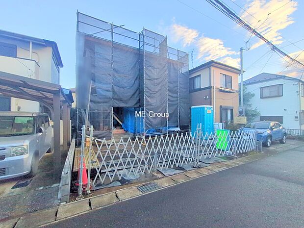 〜Exterior〜 四季を通じて自然と触れ合えるスポットが多く、お散歩やジョギング、週末のご家族での遊びに最適です。開放感とゆとりに包まれた理想の住まいがここにあります。