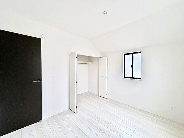 収納が充実しているので居住スペースを広々使えます