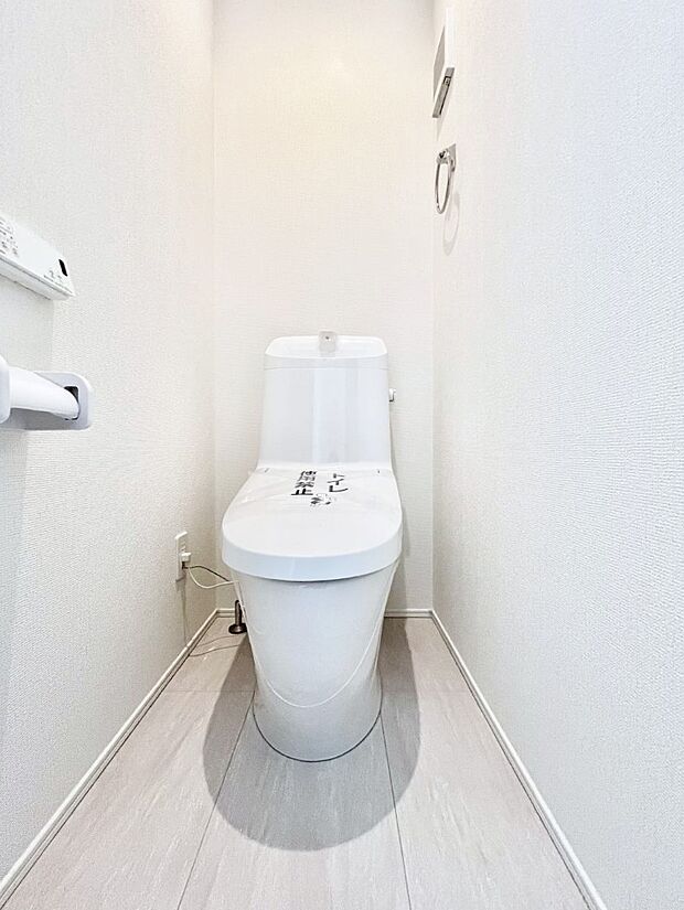 トイレは1階と2階それぞれに配置されていてとても便利です。