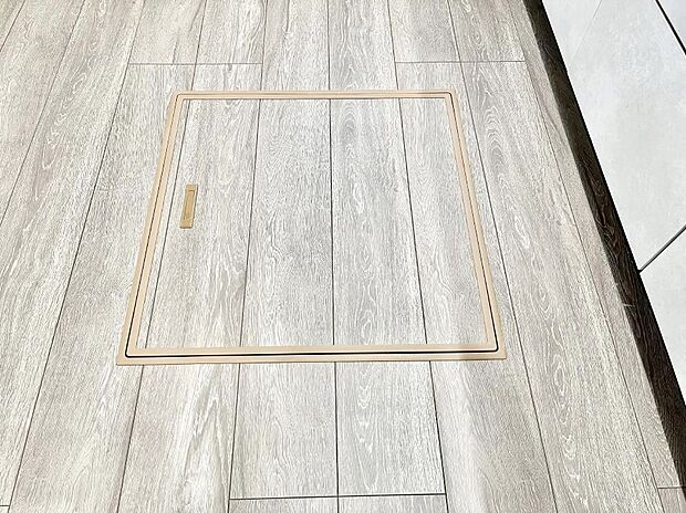 床下収納付き！日用品・非常用品の収納にも大活躍。
