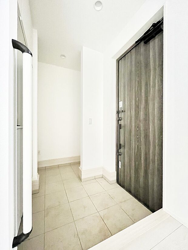 家族の帰宅やお客様をあたたかく迎える玄関