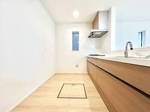 ゆとりあるキッチンではご家族と楽しくお料理ができます。