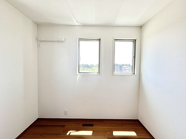 爽やかな日差しがお部屋全体を優しく包み込んでくれます