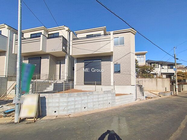 ◆3号棟◆〜Exterior〜　忙しく過ぎゆく日常を置き去るほど、ゆったりした時間が流れる住環境。『快適』は「家」と「街」と「環境」が調和した時に訪れるだと改めて感じさせてくれます。