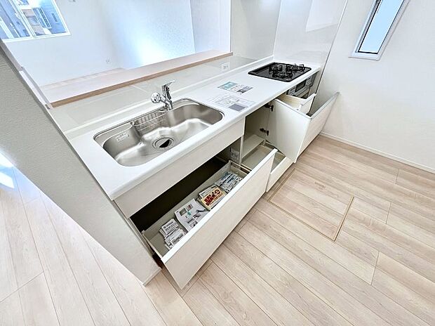 ◆3号棟◆使いやすさを優先したスライド式収納タイプ！