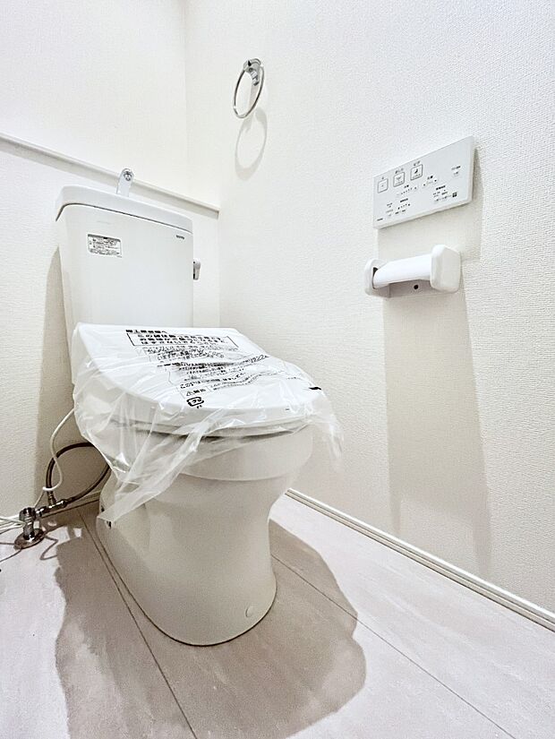 トイレは1階と2階それぞれに配置されていてとても便利です。 