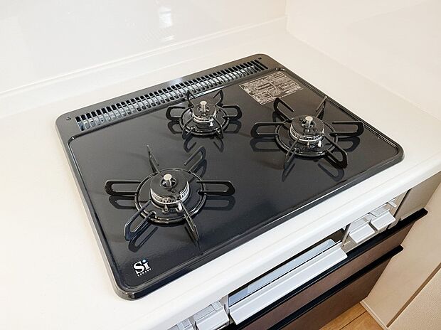 三口ガスコンロでお料理が一気にはかどりそう。  