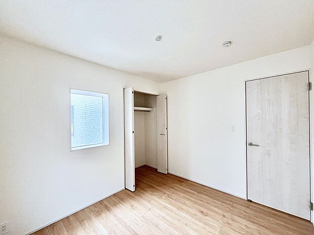 収納が充実しているので、居住スペースを広く使えます。