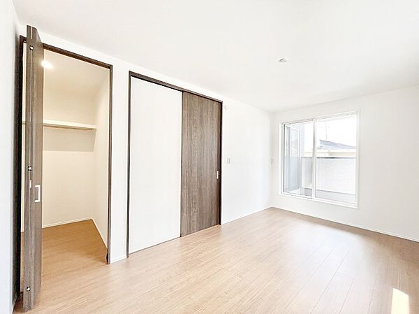 収納が充実しているので居住スペースを広々使えます