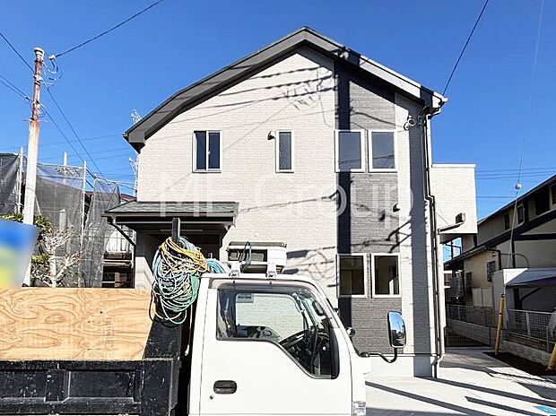 溢れる陽光でご家族の笑顔も輝く