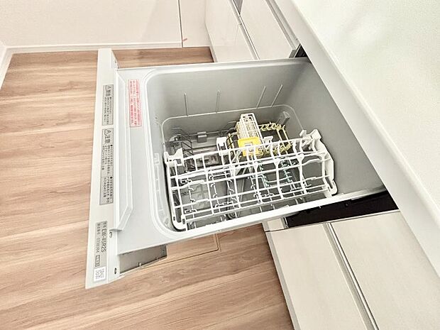 面倒なお片づけは食洗機にお任せ!家事の負担が減って、時間にも気持ちにもゆとりができます。