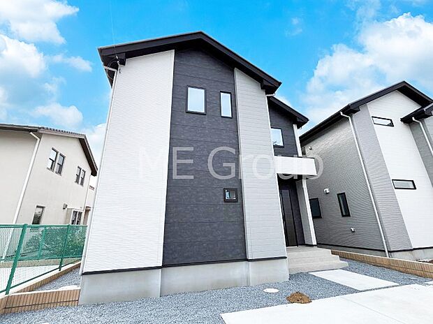 溢れる陽光でご家族の笑顔も輝く