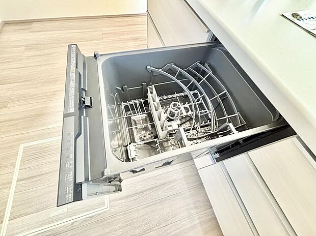 面倒なお片づけは食洗機にお任せ!家事の負担が減って、時間にも気持ちにもゆとりができます。