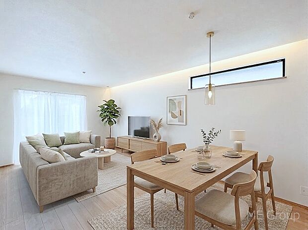 ◆A号棟◆～Living～　家族の会話や笑顔が行き交うリビングです。大きなソファやダイニングテーブルでゆったり食事をしたりくつろぎたい♪そんな夢が叶えられる空間です！※家具はCGです