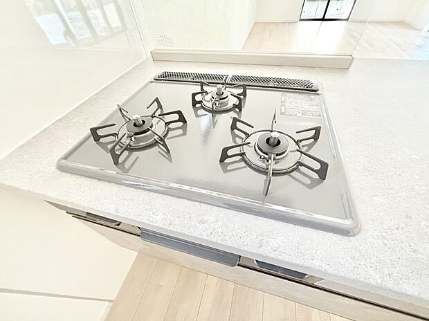 三口ガスコンロでお料理が一気にはかどりそう。  