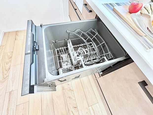 面倒なお片づけは食洗機にお任せ!家事の負担が減って、時間にも気持ちにもゆとりができます。