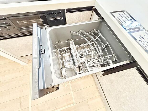 ◆1号棟◆面倒なお片づけは食洗機にお任せ!家事の負担が減って、時間にも気持ちにもゆとりができます。