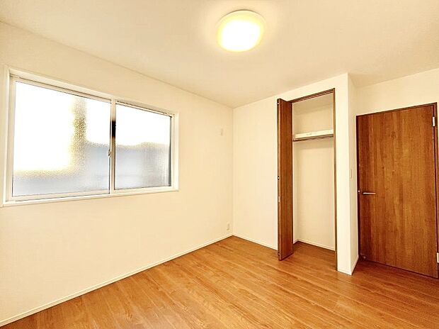 子供部屋にもおすすめな収納スペースたっぷりの居室