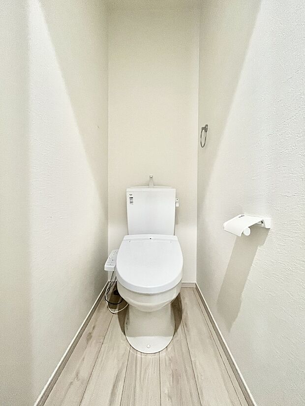 ウォシュレット付きトイレが1階と2階それぞれに配置されていてとても便利です。