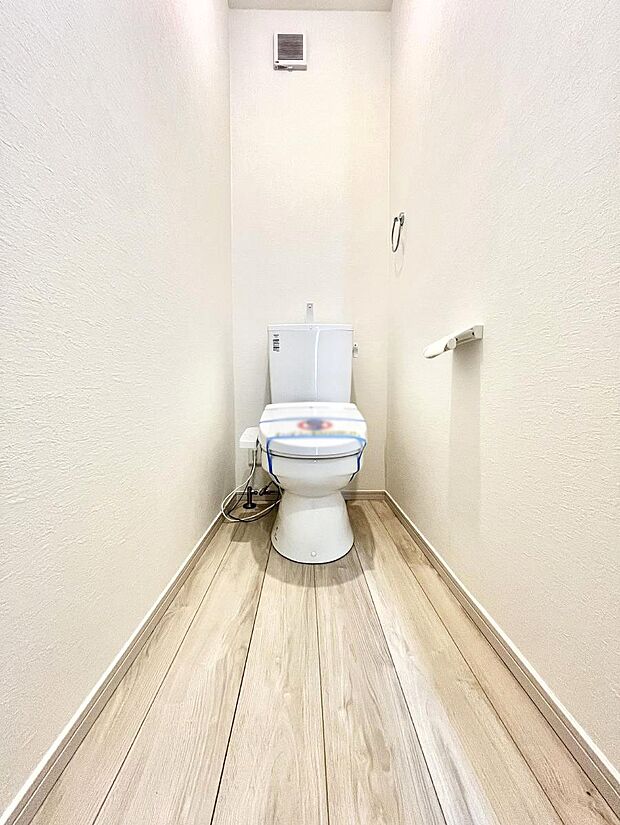 トイレは1階と2階それぞれに配置されていてとても便利です。