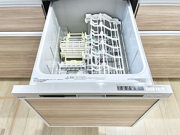 面倒なお片づけは食洗機にお任せ!家事の負担が減って、時間にも気持ちにもゆとりができます。