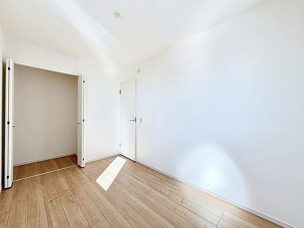 収納が充実しているので居住スペースを広々使えます