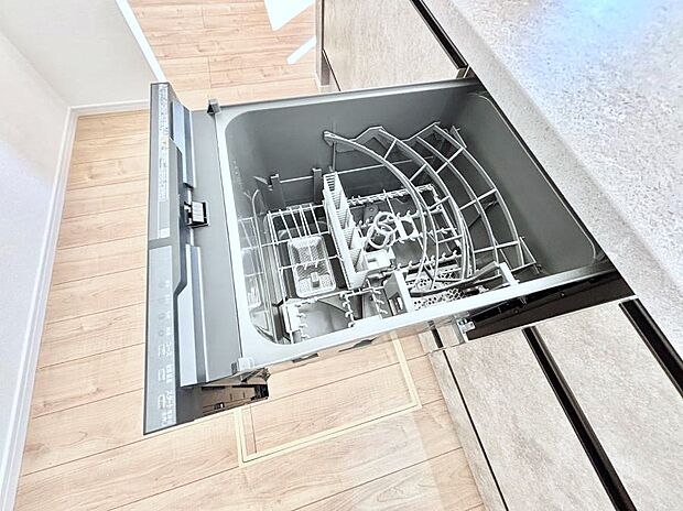 面倒なお片づけは食洗機にお任せ!家事の負担が減って、時間にも気持ちにもゆとりができます。