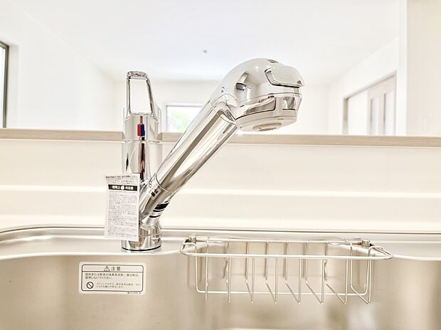 ◆A号棟◆いつでも清潔なおいしいお水を。一つの水栓で水道水と浄水を使い分け。