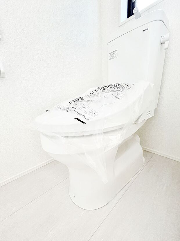 毎日を快適に!清潔感あるシャワートイレ。