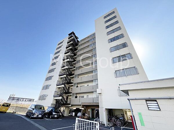溢れる陽光でご家族の笑顔も輝く