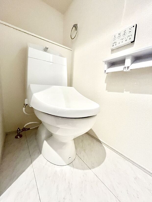トイレは1階と2階それぞれに配置されていてとても便利です。