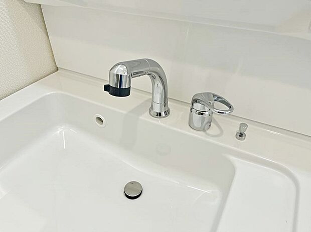 ◆B号棟◆ハンドシャワー付き!使いやすい洗面台。