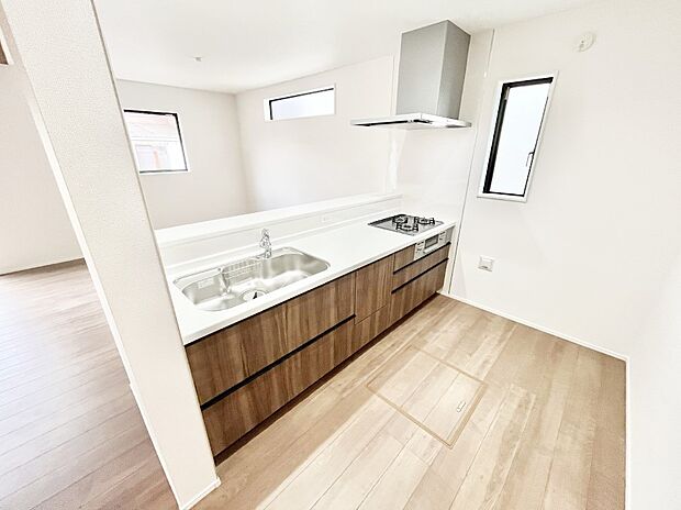 料理をしながらご家族との会話を楽しめる対面カウンターキッチン