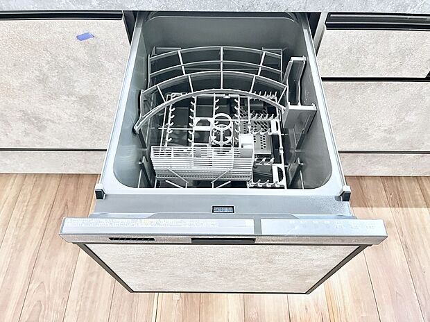 ◆1号棟◆面倒なお片づけは食洗機にお任せ！家事の負担が減って、時間にも気持ちにもゆとりができます。