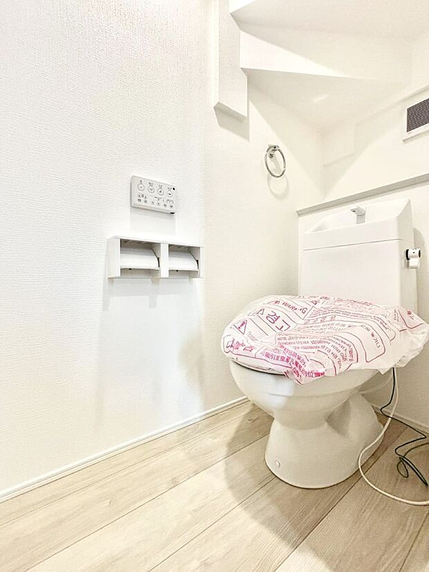 トイレは1階と2階それぞれに配置されていてとても便利です。