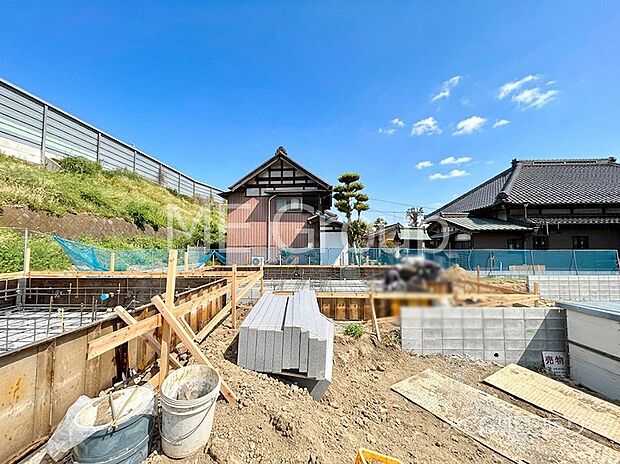 たっぷりの陽光と開放感に包まれる明るい住まい