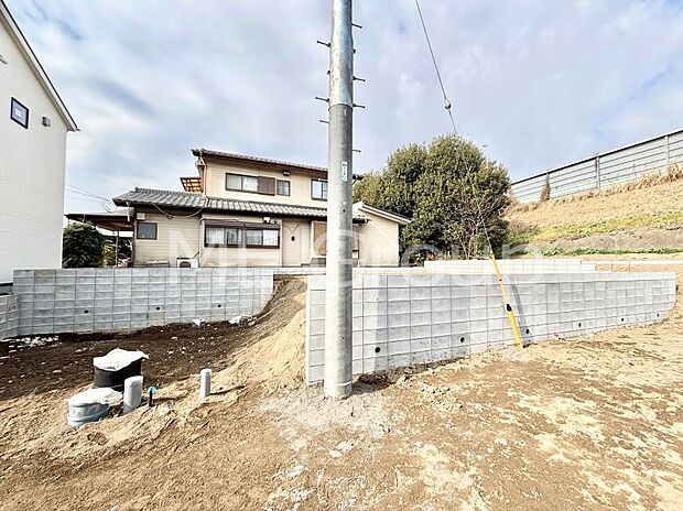 たっぷりの陽光と開放感に包まれる明るい住まい