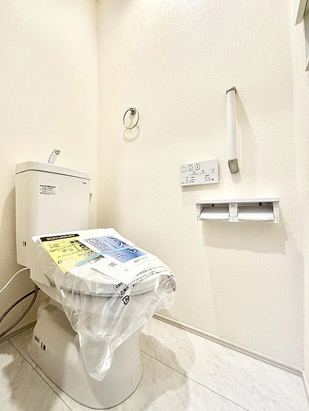 トイレは1階と2階それぞれに配置されていてとても便利です。 