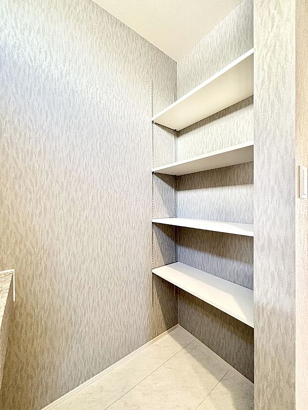 便利なリネン庫で、スッキリした使いやすい洗面室に  