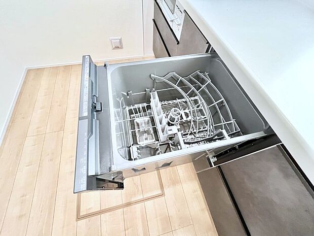 面倒なお片づけは食洗機にお任せ!家事の負担が減って、時間にも気持ちにもゆとりができます。