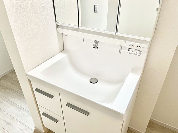 ◆2号棟◆ハンドシャワー付き!使いやすい洗面台。