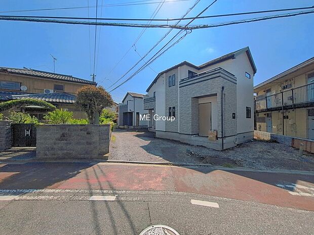 ～Exterior～　前面道路：南西 6m 公道、北西 3.22m 私道　住宅地になっているので車量も少なく、静かな立地です。子育て環境も良好です♪♪周辺環境もあわせてご案内させて頂きます。