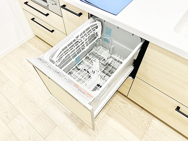 面倒なお片づけは食洗機にお任せ!家事の負担が減って、時間にも気持ちにもゆとりができます。
