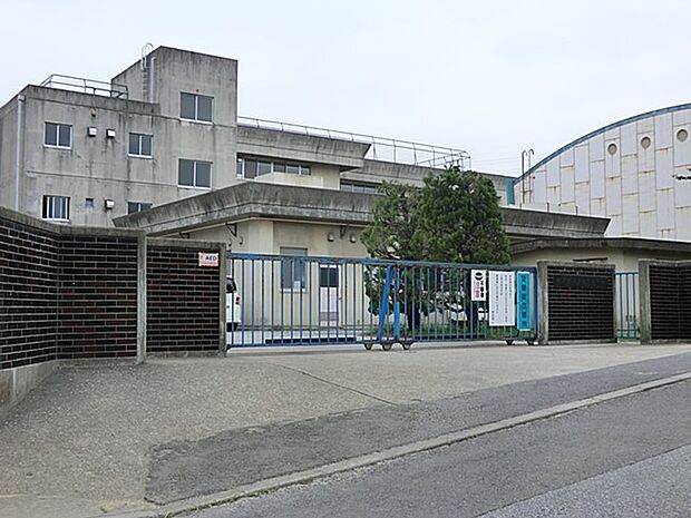 小学校 120m 松戸市立貝の花小学校