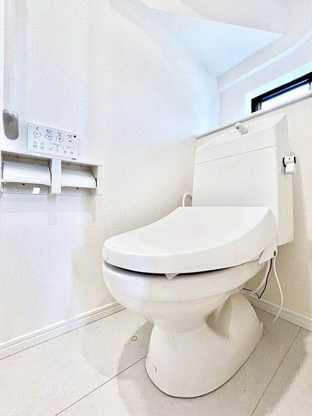 トイレは1階と2階それぞれに配置されていてとても便利です。